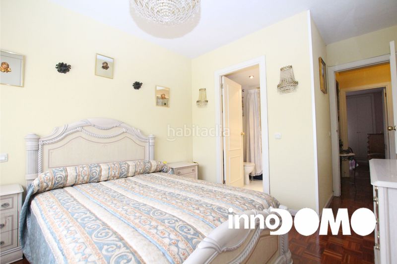 Foto 5e603d05-d606-4deb-bb0a-151546276ce1. Casa adossada amb calefacció piscina a Moraleja de Enmedio
