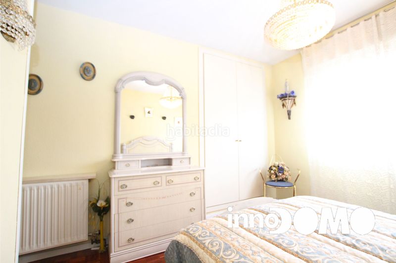 Foto 9bff3fa8-9da2-4998-bc9b-726a30ce675d. Casa adossada amb calefacció piscina a Moraleja de Enmedio
