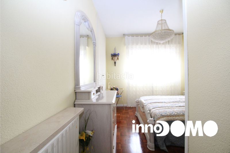 Foto a339f011-ac5a-4d2c-9a72-d2d8da33f4f2. Casa adossada amb calefacció piscina a Moraleja de Enmedio