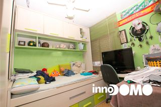 Pis  Calle valdemoro. Piso en venta en san isidro - getafe