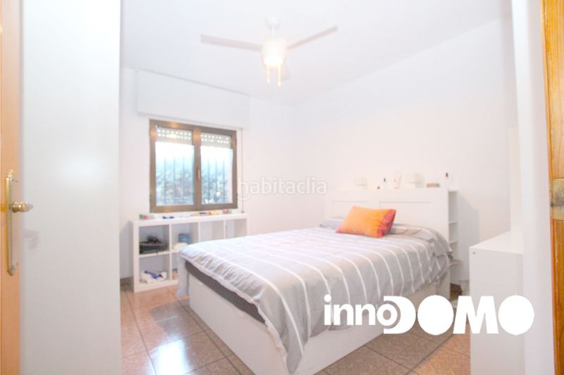 Foto 291a0901-389d-43c3-9e47-73a524b6e518. Casa amb xemeneia calefacció aparcament a Bargas