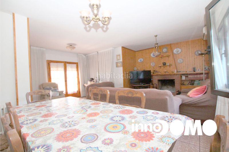 Foto 871bd95a-755f-49ec-9616-b4f574a40718. Casa amb xemeneia calefacció aparcament a Bargas