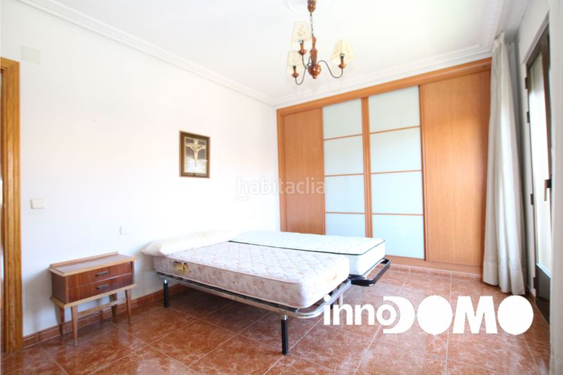 Foto fb54b760-6cae-4e83-8301-3d163ce1be53. Casa amb xemeneia calefacció aparcament a Bargas