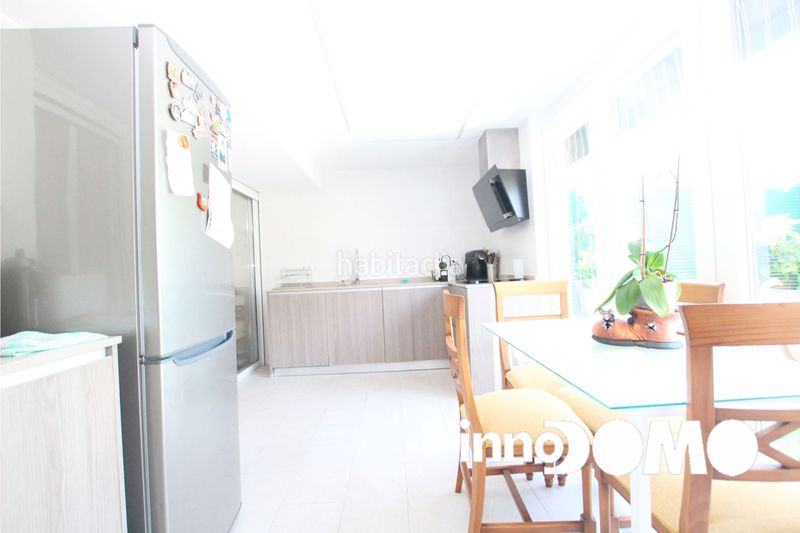 Foto a9760dfc-2b95-4efa-8d25-5e2853bb8020. Casa adossada amb xemeneia calefacció aparcament a Getafe