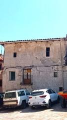 Casa en Budia. Para reformar completamente