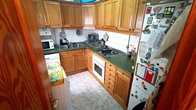 Foto b7e3312a-bb40-456d-a9c9-c4dabe646713. Pis amb aparcament a San Roque-Concordia-Adoratrices Guadalajara