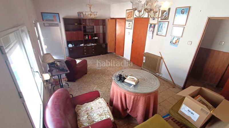 Foto 3f2bf5e7-ef13-47ba-ad86-a2691e5d23a3. Casa para reformar en Bulevar-Plaza Castilla Azuqueca de Henares