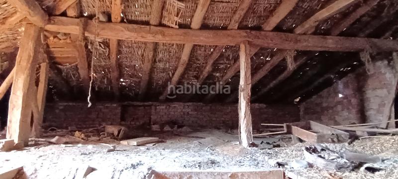 Foto 29abd22c-4592-4d40-9ce0-a6c0527f6658. Casa amb xemeneia aparcament a Valdearenas