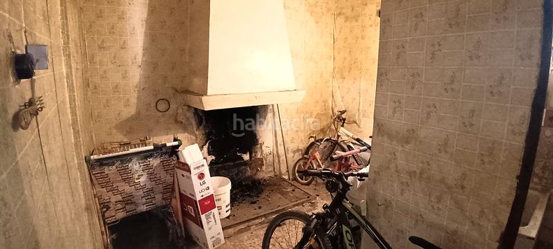 Foto 3b7fc5da-0519-49d5-b4de-c12804e26692. Casa amb xemeneia aparcament a Valdearenas