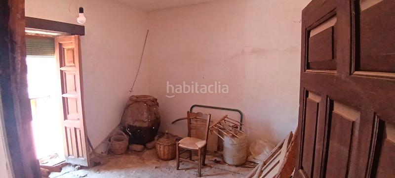 Foto 65f54023-8a60-4911-91e4-96eda74c8a07. Casa amb xemeneia aparcament a Valdearenas