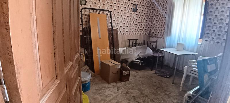 Foto 67628689-9cca-4810-9880-0e009d7b6398. Casa amb xemeneia aparcament a Valdearenas