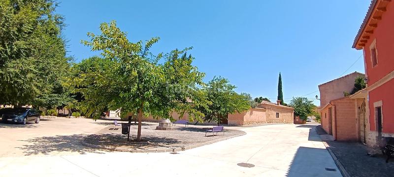 Foto 98ebc520-b0f5-403c-8c3e-9541bc57c34d. Casa amb xemeneia aparcament a Valdearenas