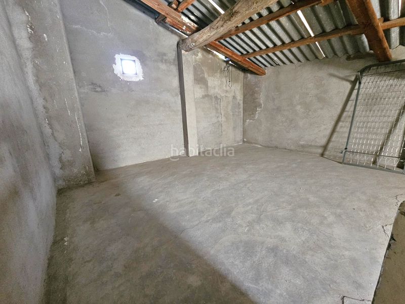 Foto 21f5ae7b-7542-4de7-af48-6e36420e2654. Casa para reformar en Pareja