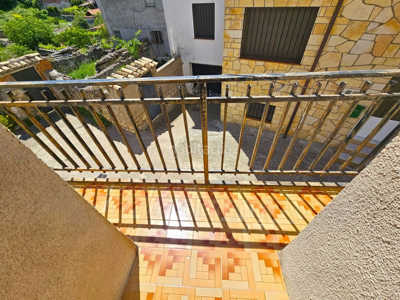 Foto 8e0b25fe-4194-4629-8e54-5ce98b50a872. Casa para reformar en Pareja