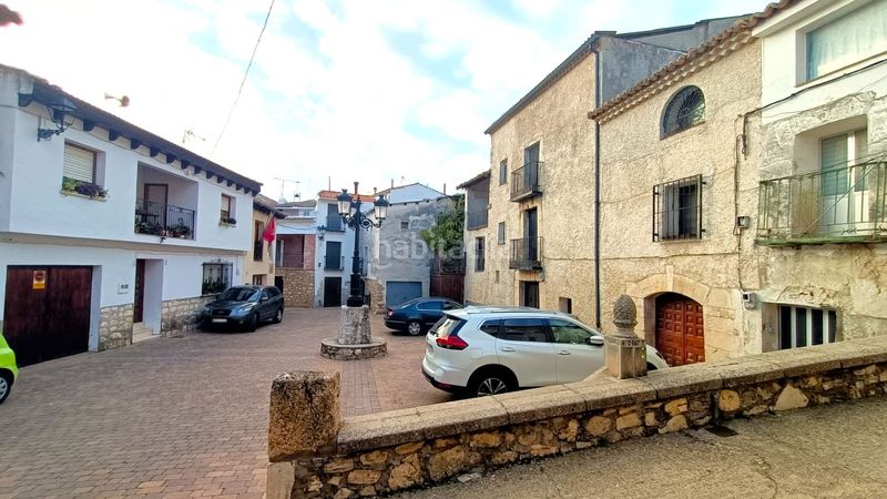 Foto d3711eeb-c65f-4f32-af60-cf17817473b2. Casa para reformar en Pareja