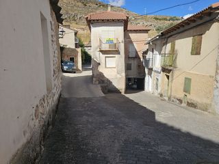 Casa in Argecilla. Para reformar