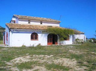 Masia a Benissa Pueblo. Casa de campo para reformar con vistas