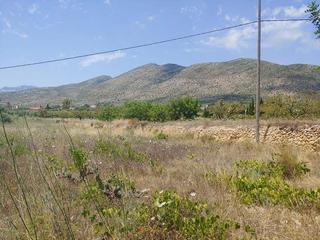 Finca rústica a Benissa Pueblo. Terreno para construir una casa