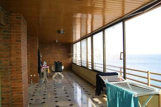 Apartament a Playa Levante. Fantástico y enorme apartamento en primera línea