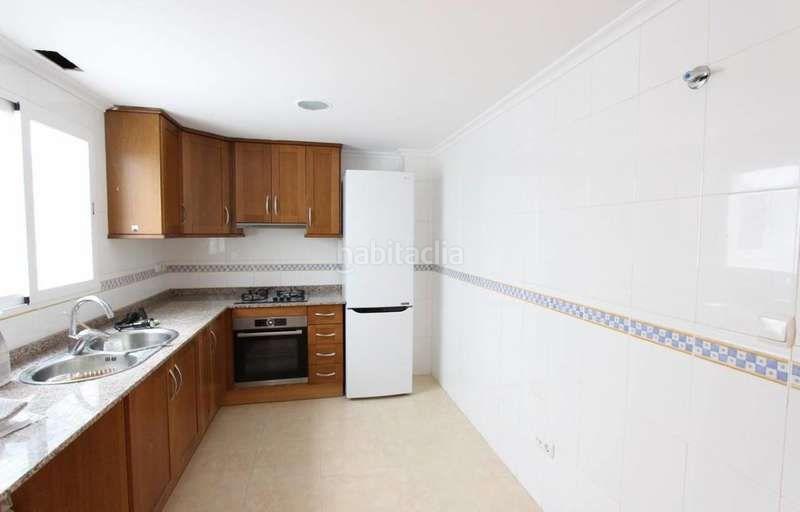 Foto eeaf58fa-8379-433b-8ad9-fbd2d7edd96c. Flat with parking in Altea ciudad Altea