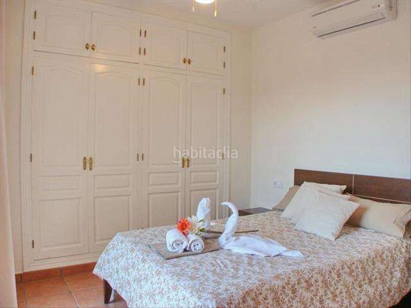 Foto 14c7ab6b-04ae-478c-98fc-e3c6fdcc9f13. Chalet with heating pool in Casco Urbano Moraira