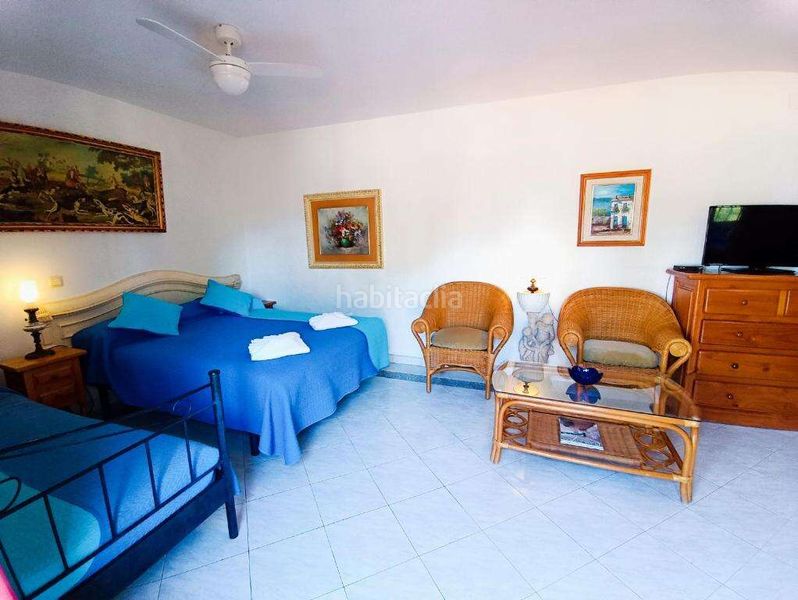 Foto d109e58f-1280-42c2-9bac-53f5cd3001a1. Chalet en Cala Advocat-Baladrar Benissa
