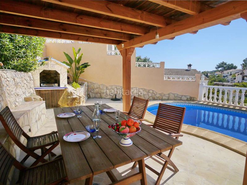 Foto 1a1461e7-ef31-4190-b242-95238b6178e4. Xalet amb calefacció aparcament piscina a Cala Advocat-Baladrar Benissa