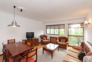 Location Appartement  Calle marques de lozoya. Luminoso piso exterior con vistas al parque  marqués de lozoya,