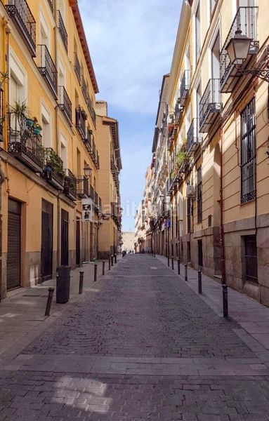 Foto 565db834-7375-4249-b89f-e4b7f86bbae5. Estudi amb calefacció a Embajadores-Lavapiés Madrid