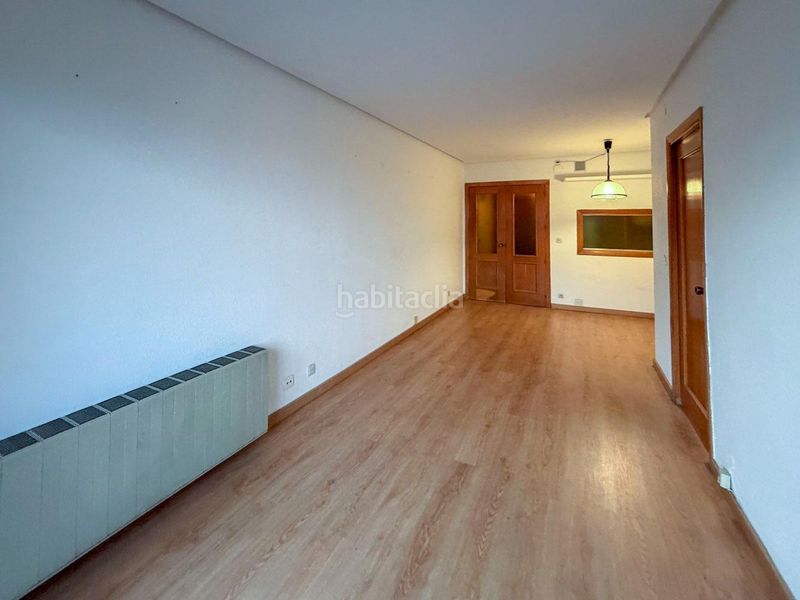 Foto 725c48a7-ac43-45c0-bfad-8ea27e5a2f76. Pis a Guindalera Madrid