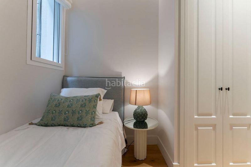 Foto f63e8668-b286-4340-8909-79f451f55f35. Lloguer pis a Sol Madrid