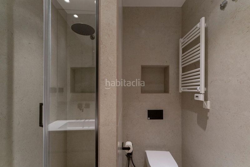 Foto 216fb234-bb1e-4178-b4b6-ee36e48d90fd. Rent flat in Sol Madrid