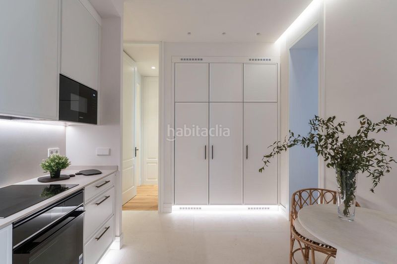 Foto 3327497f-cc1a-4fcc-b28f-77694b33ae4c. Rent flat in Sol Madrid