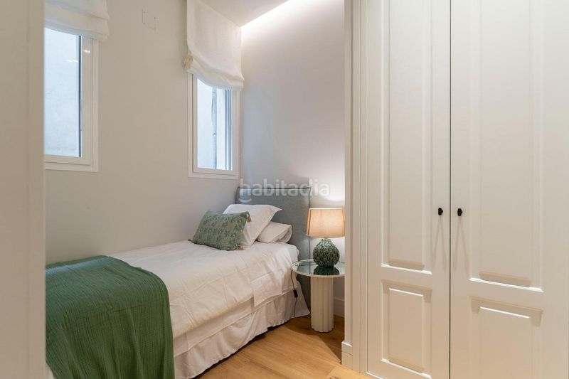 Foto 35a9f5e2-19a3-4113-a76f-2769829ae715. Rent flat in Sol Madrid