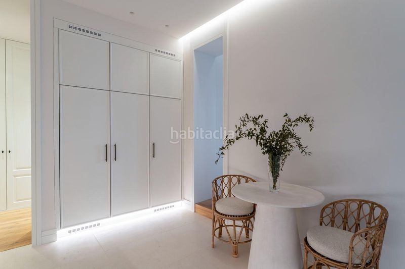 Foto 5b987dbf-f681-4d56-9fdb-938ff716e867. Rent flat in Sol Madrid