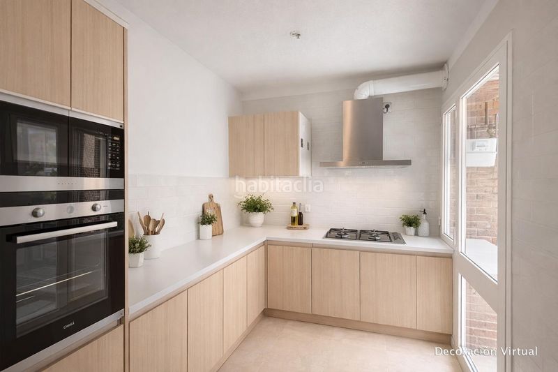 Foto 0389f014-55eb-4025-a800-4d882d1d4b03. Pis amb aparcament a Alameda de Osuna Madrid