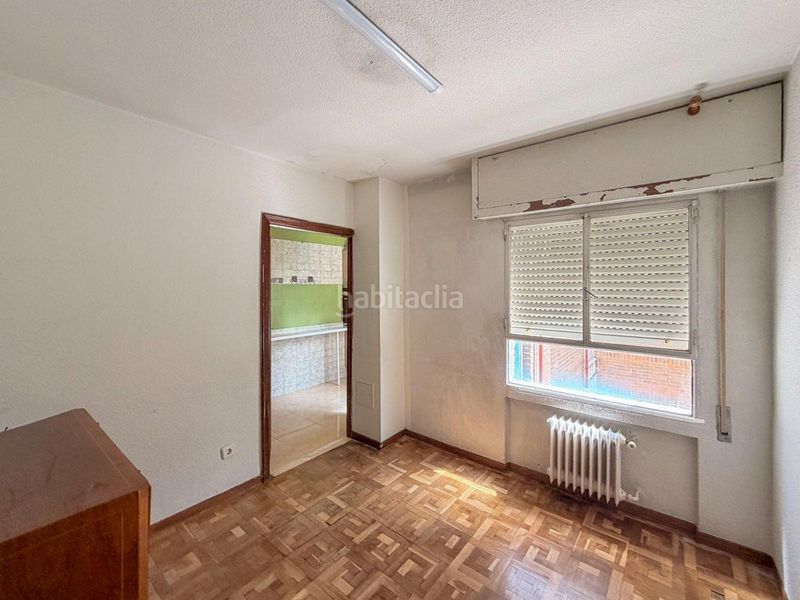 Foto cec47ce6-83ec-4782-bd32-9017a0a58b64. Pis amb aparcament a Alameda de Osuna Madrid