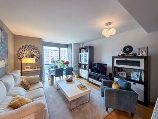 Flat in Avenida GRAN VIA DEL SURESTE