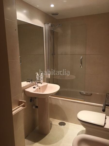 Foto d454d334-248c-4720-a970-d8d58ae4558e. Lloguer pis amb calefacció aparcament piscina a Rejas Madrid
