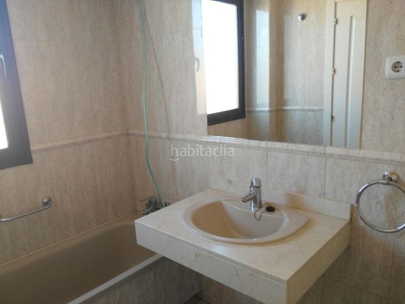 Foto 06fb60b3-41cf-4e60-94e3-2f212ff2d7d3. Piso en calle de deyanira 59 piso de dos dormitorios. gareje. urbanización con piscina, padel, gimnasio y portero 24h. zona plenilunio en Madrid