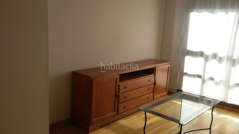 Foto 2eb9bd77-9915-445e-b0af-11104c0b929b. Piso en calle de deyanira 59 piso de dos dormitorios. gareje. urbanización con piscina, padel, gimnasio y portero 24h. zona plenilunio en Madrid