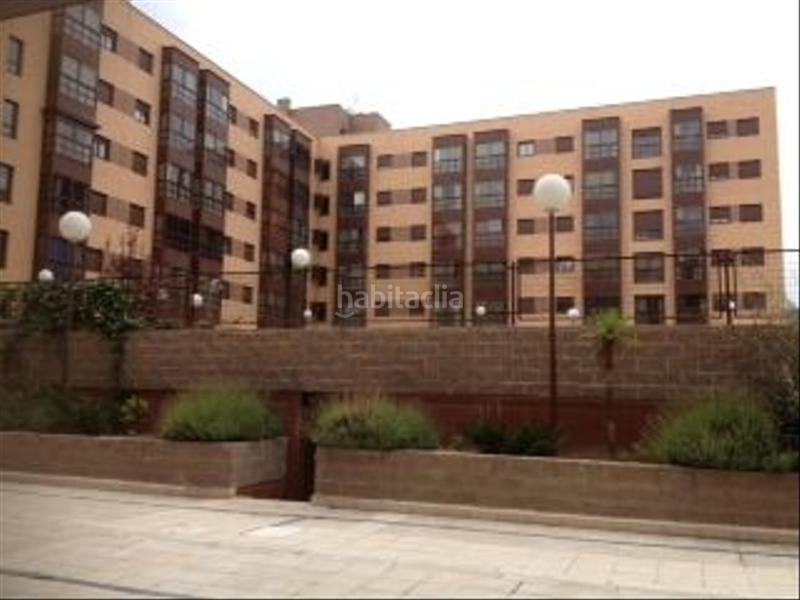 Foto 5771d6d6-c6ae-411f-8aba-085fc708177a. Piso en calle de deyanira 59 piso de dos dormitorios. gareje. urbanización con piscina, padel, gimnasio y portero 24h. zona plenilunio en Madrid