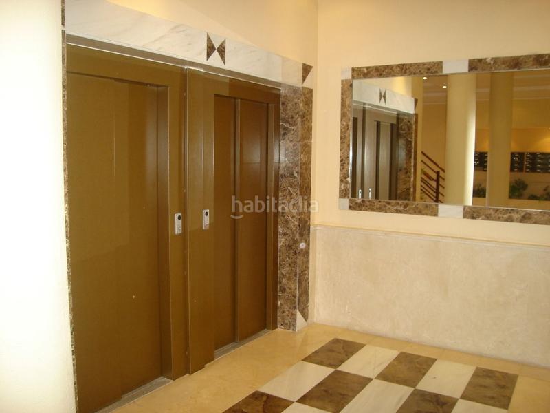 Foto 994709e8-03a7-4c84-8647-34ed1f40d0e7. Flat with heating parking pool in Rejas Madrid