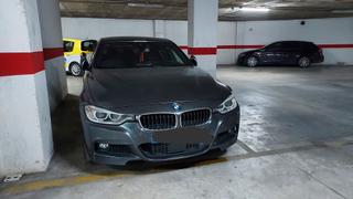 Car parking in Calle Méndez Núñez