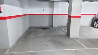 Car parking in Calle Doctor Fleming