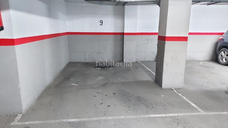 Foto c0713bf1-f317-4dc6-971b-85c5d78644d9. Parking voiture dans Norte Sant Vicent del Raspeig