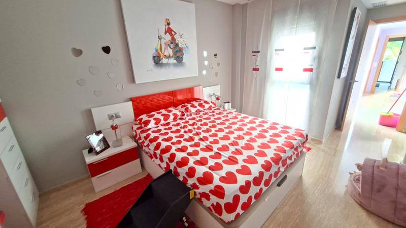 Foto dbb267bf-634f-4f04-8edf-09cf6782787c. Duplex con parcheggio in Centro Sant Vicent del Raspeig