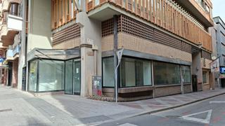 Locale commerciale in Avenida del Doctor Gadea