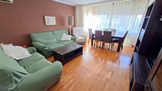 Miete Etagenwohnung  Calle jacinto benavente