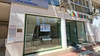 Affitto Locale commerciale in Avinguda ancha de castelar 550